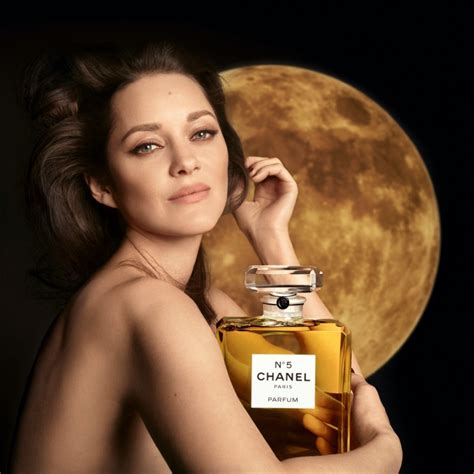 music for chanel no 5 advert|Chanel No. 5 Paris TV Spot, 'A Rendez.